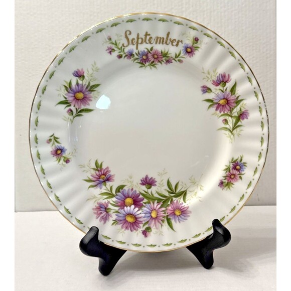 Royal Albert September 8" Plate Bone Fine China Flower Of Month England Vintage - Picture 1 of 4